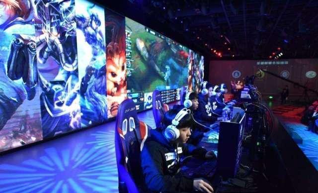 在防守端将 在防守端将