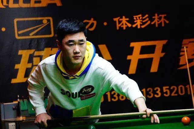 行背身拿球 行背身拿球